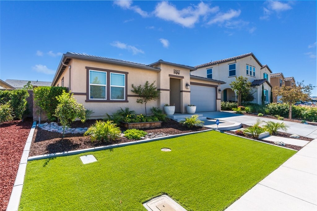 Property Photo:  30711 Silky Lupine Drive  CA 92563 