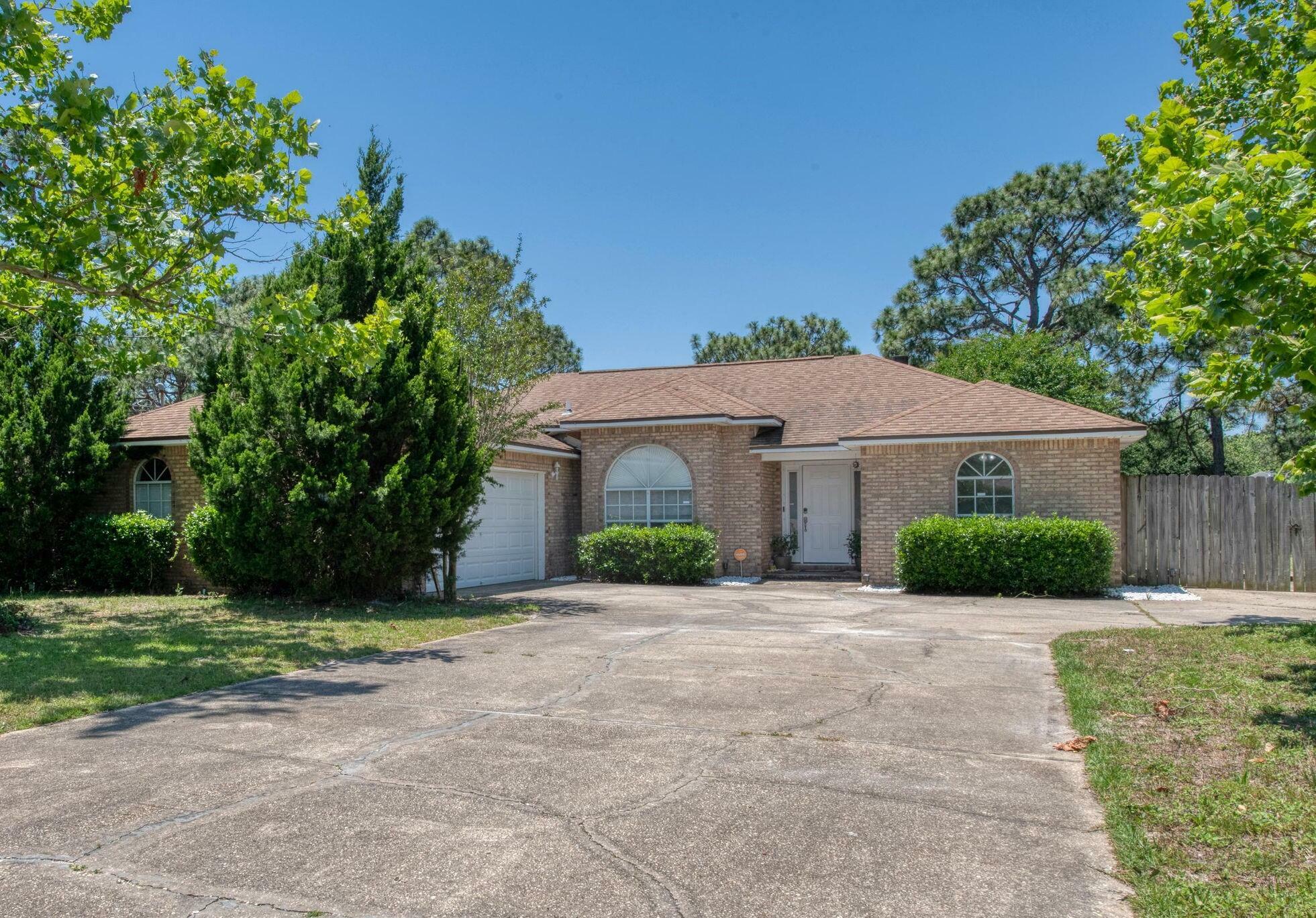 Property Photo:  1915 Sunrise Drive  FL 32566 