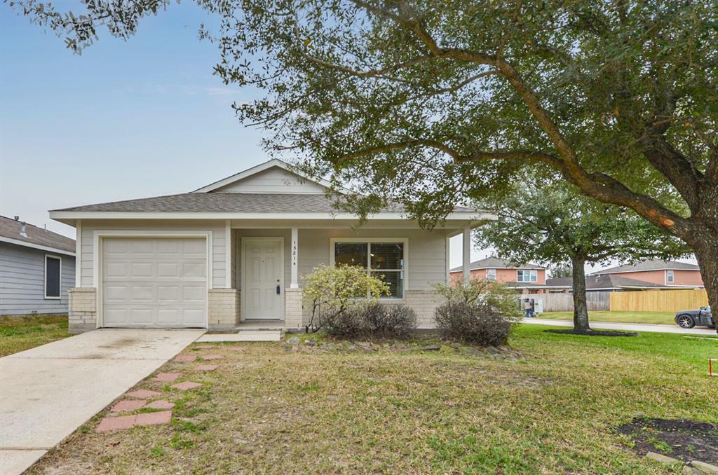 Property Photo: 15814 Regal Trace Lane TX 77073