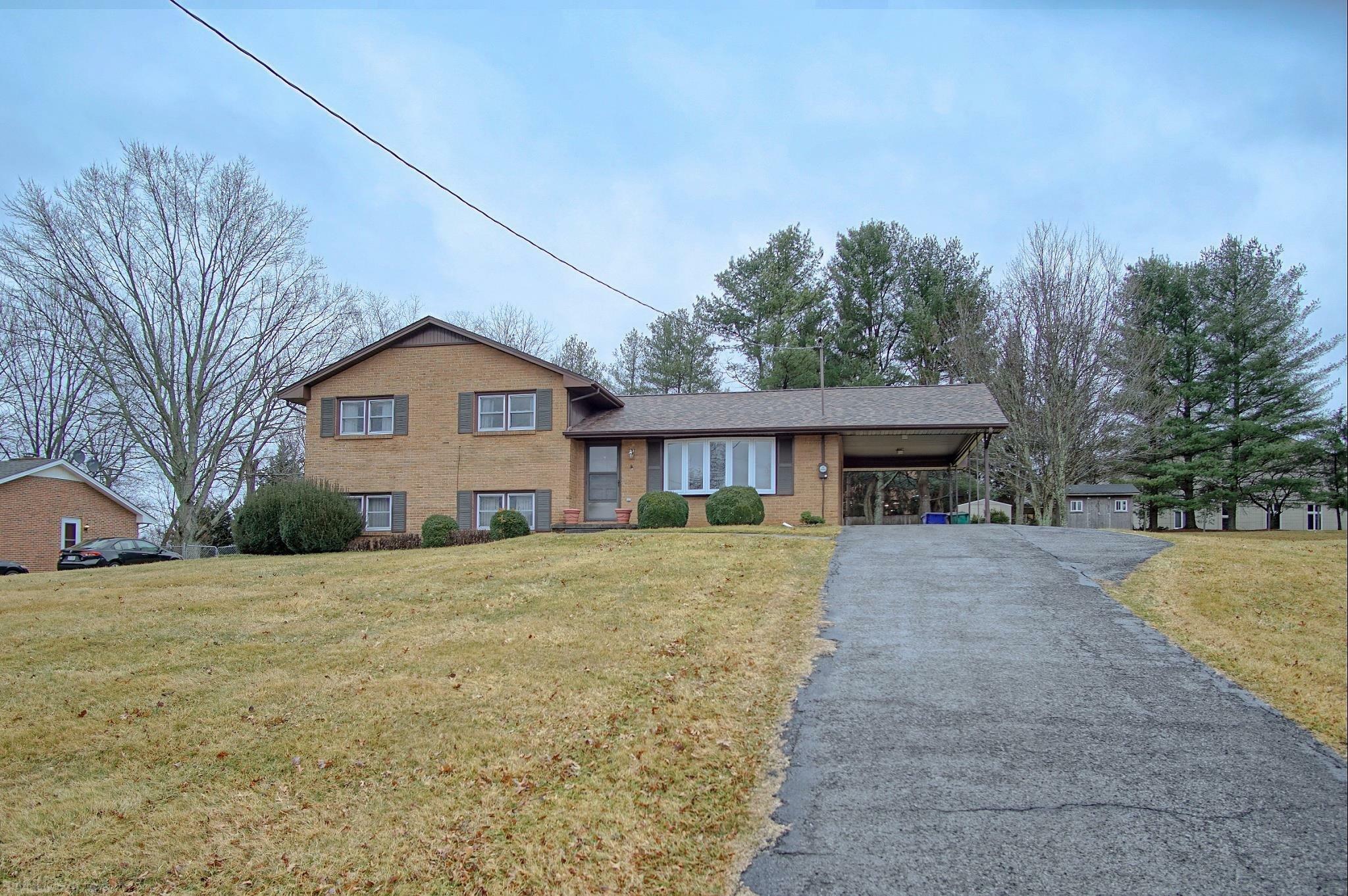 Property Photo:  108 Maywood Street  VA 24060 