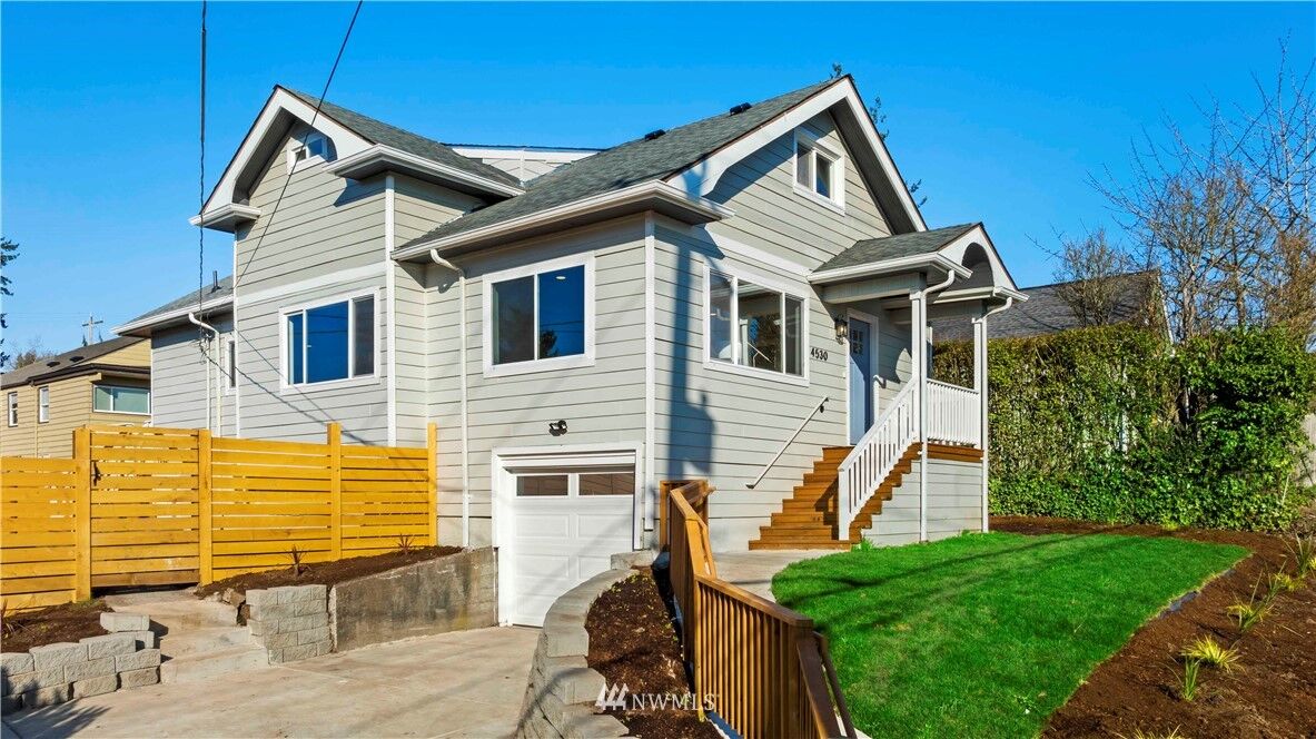 Property Photo: 4530 S Lucile Street WA 98118