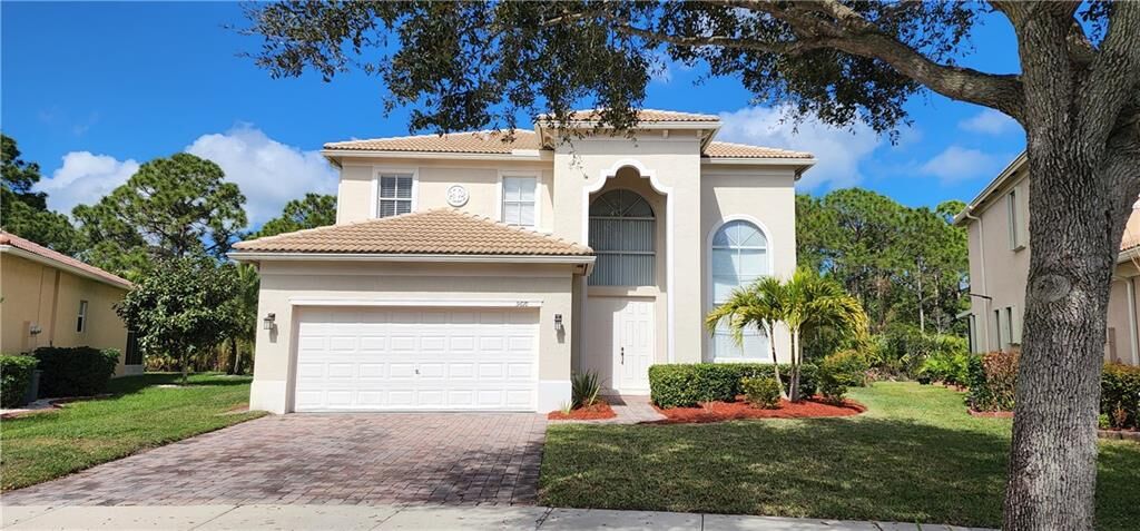 Property Photo:  5671 Sunberry Circle  FL 34951 