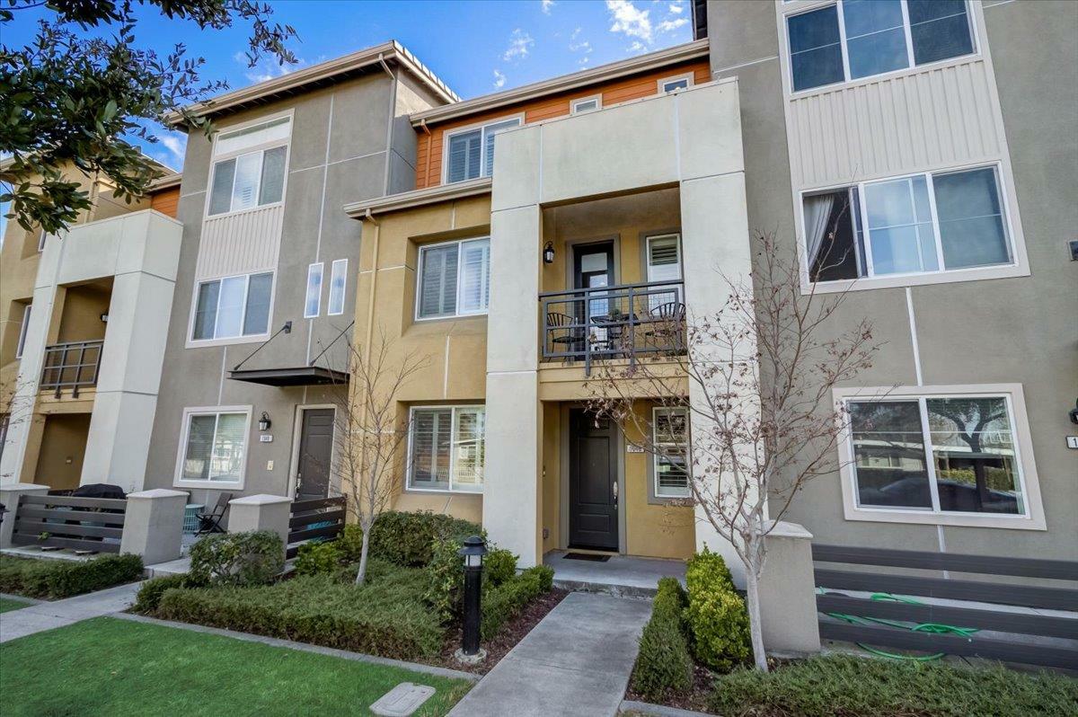 Property Photo: 1046 Duane Court CA 94085