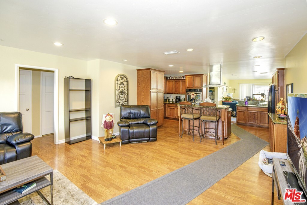 Property Photo:  2505 W Ash Avenue  CA 92833 