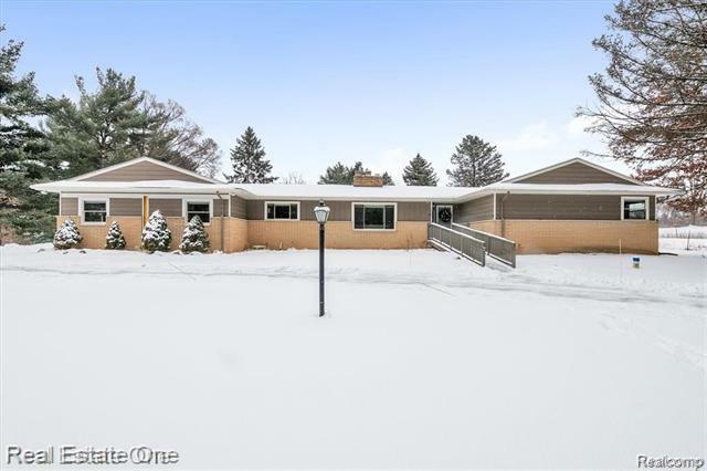 Property Photo:  1575 S Kellogg Rd  MI 48114 