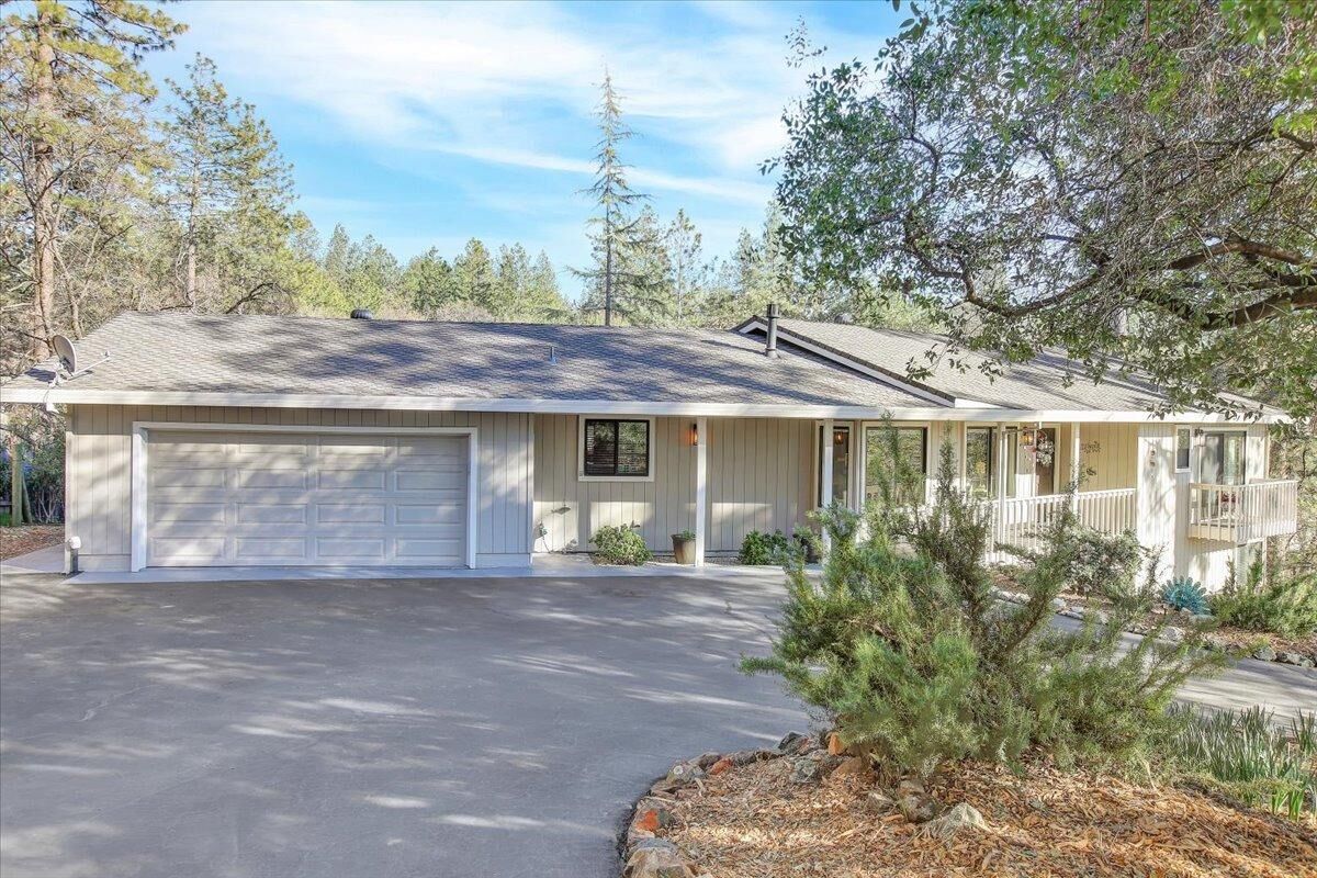 Property Photo:  17077 Alexandra Way  CA 95949 