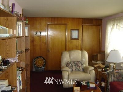 Property Photo:  718 S Director Street  WA 98108 