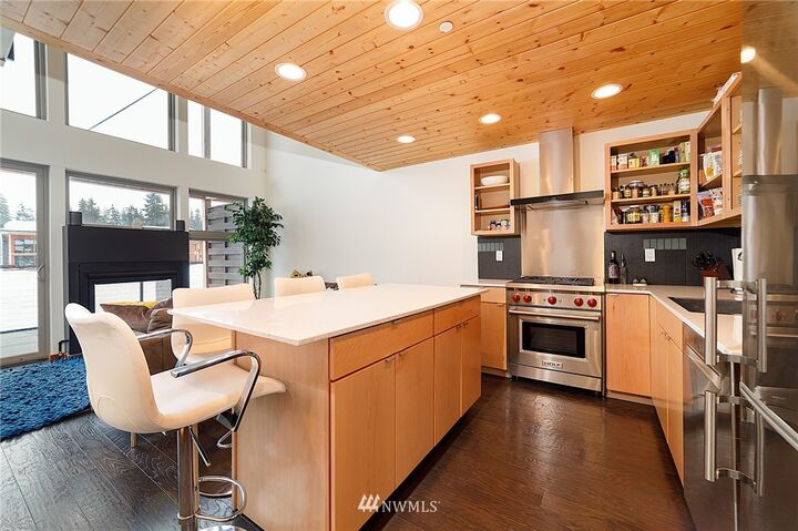 Property Photo:  270 Pass Life Way  WA 98068 