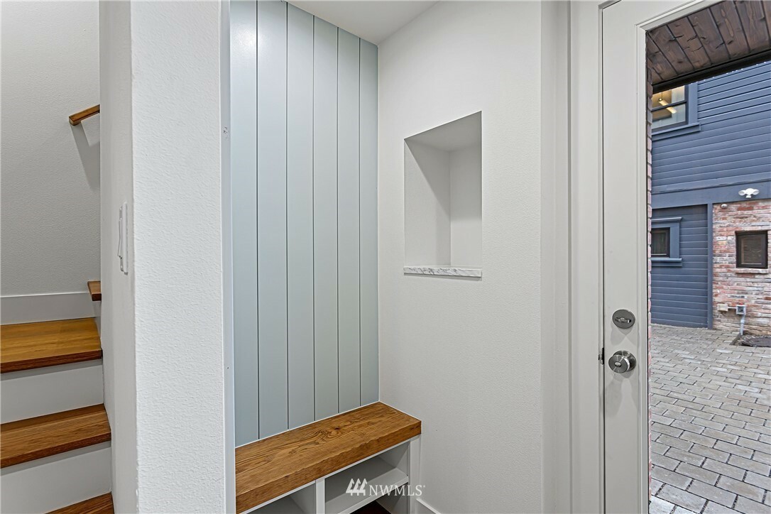 Property Photo: 312 27th Avenue E B WA 98112