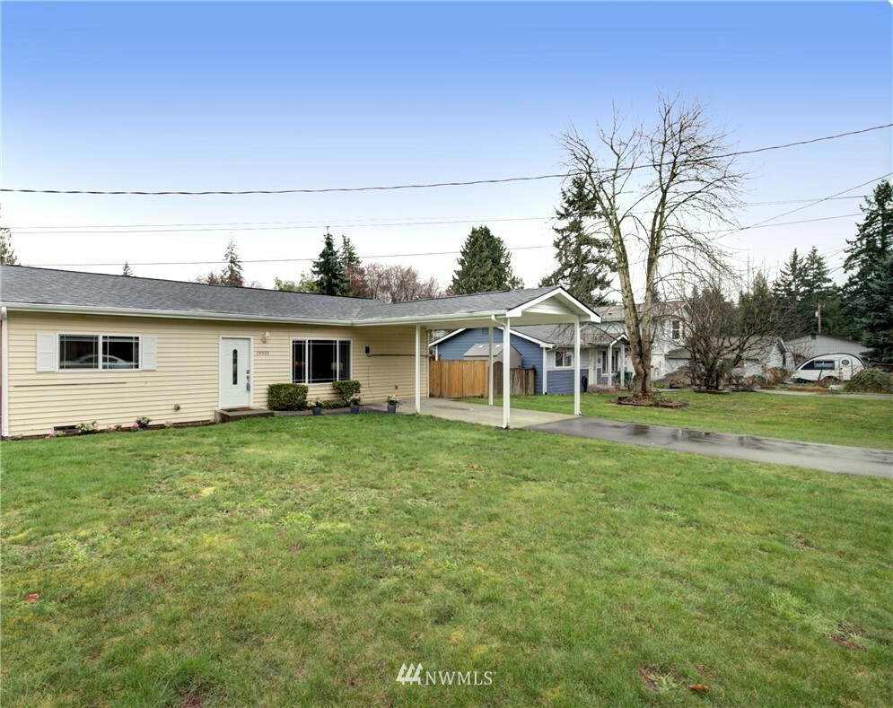 Property Photo:  19521 1st Drive SE  WA 98012 