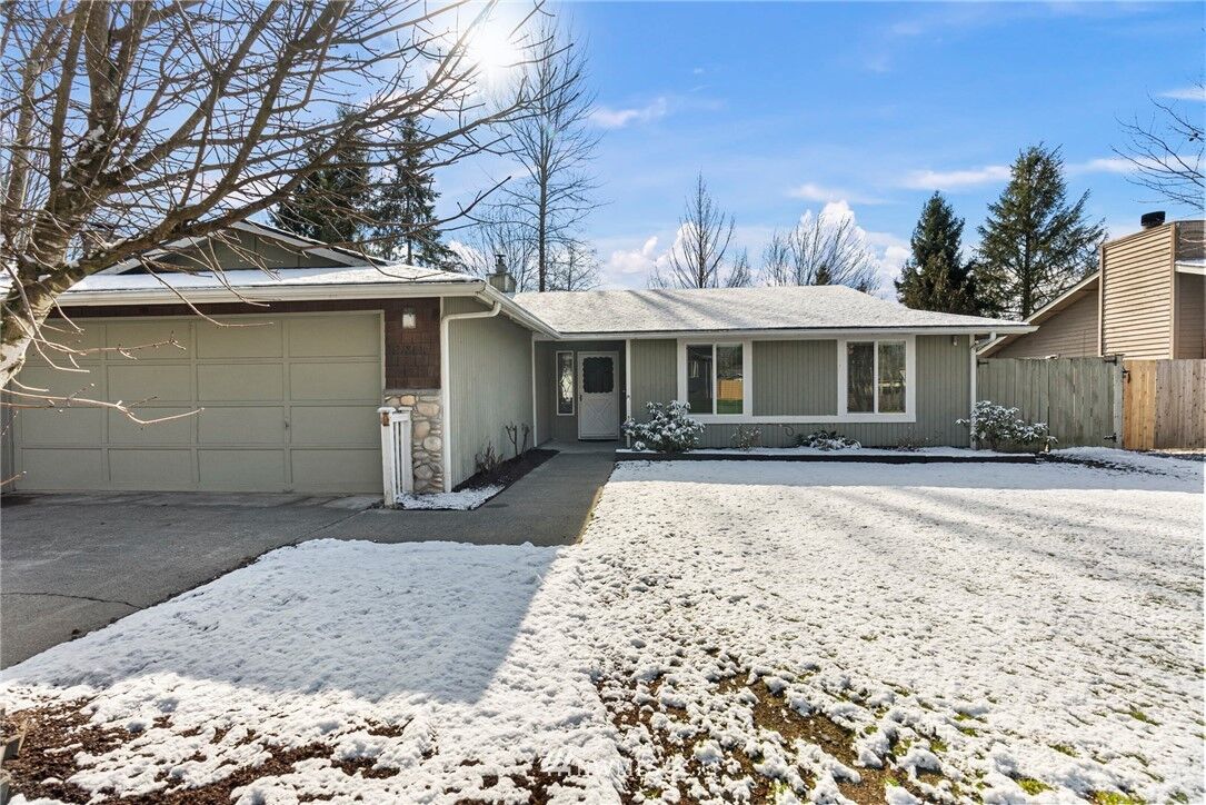 Property Photo:  21841 SE 268th Street  WA 98038 