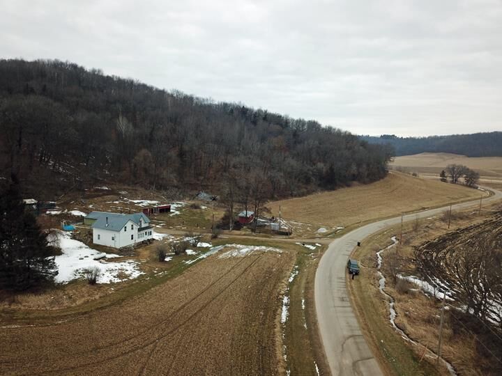 S8103 Dale Rd  Loganville WI 53943 photo