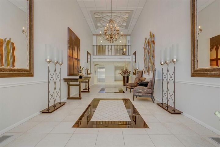 Property Photo:  8 Belleview Boulevard 105  FL 33756