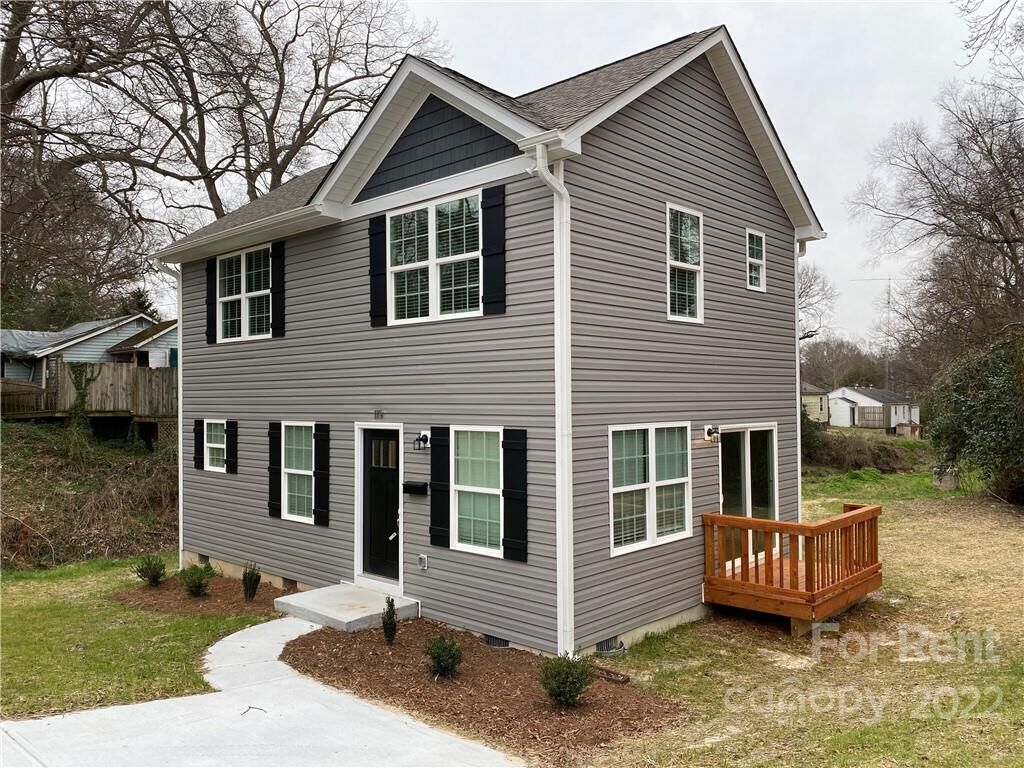 Property Photo:  119 W Robinson Street  NC 28034 