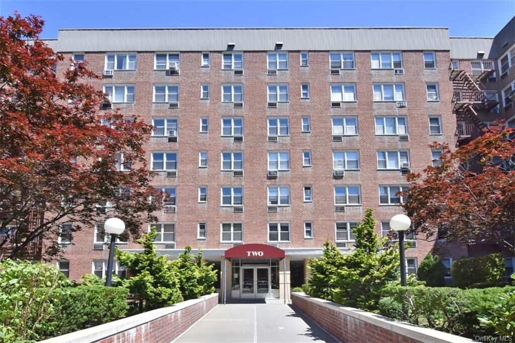 Property Photo: 2 Sadore Lane 1D NY 10710