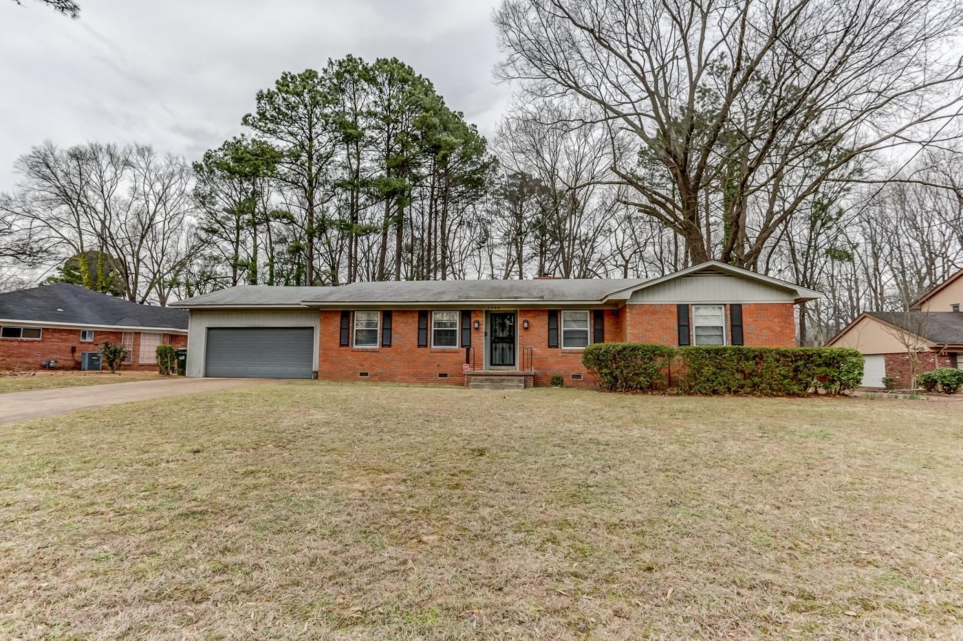 Property Photo:  3988 E Lakemont Dr  TN 38128 