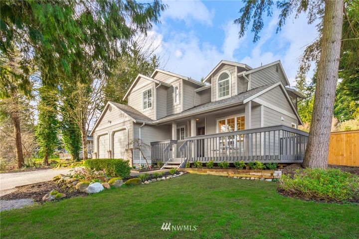 Property Photo:  23821 Meridian Avenue S  WA 98021 