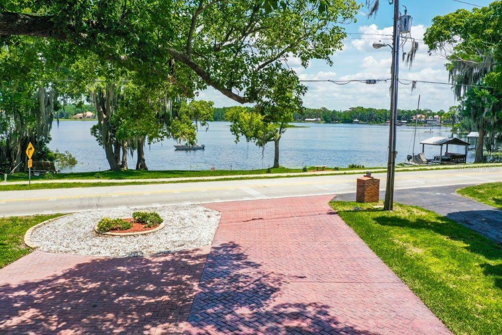 Property Photo:  15110 Lake Magdalene Boulevard  FL 33618 