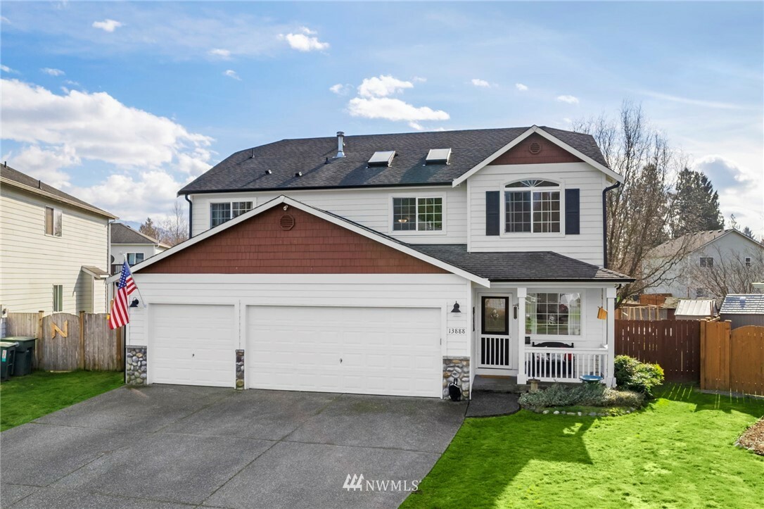 Property Photo: 13888 Beech Court WA 98294