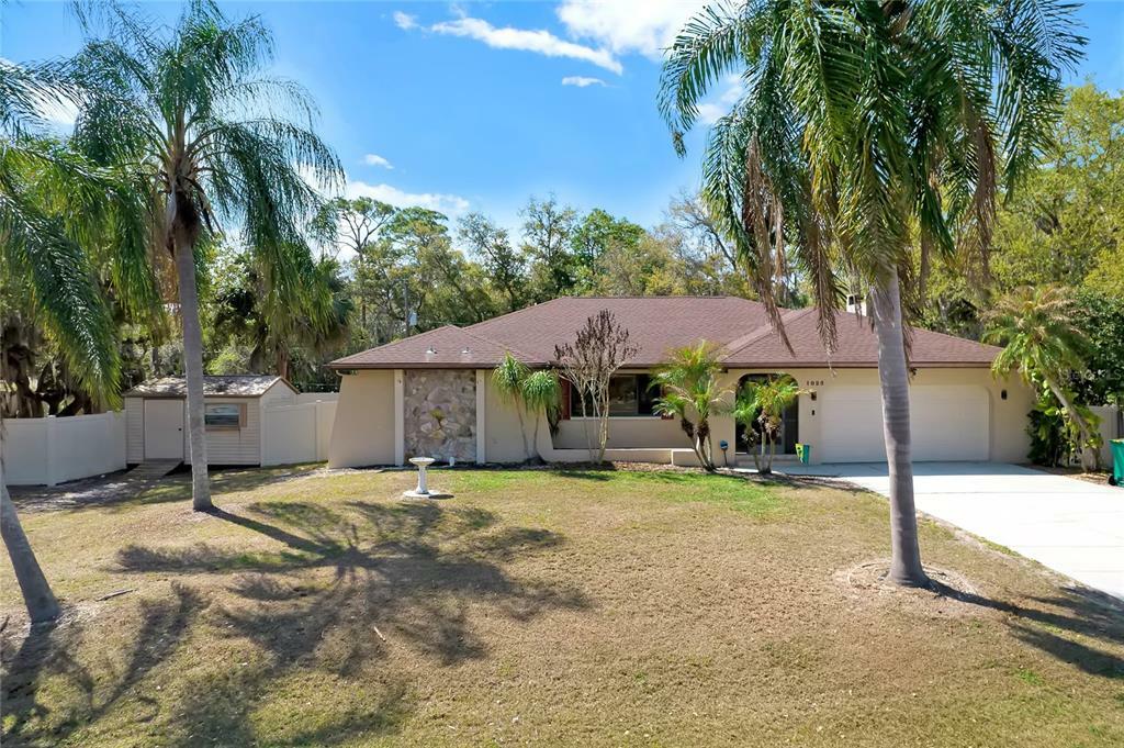 Property Photo:  1025 Fletcher Street  FL 33952 