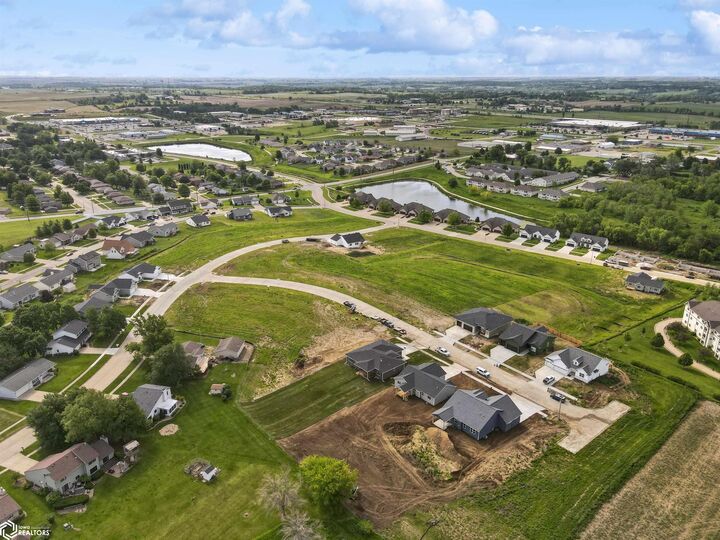 Property Photo: 807 W Merle Hibbs Boulevard IA 50158