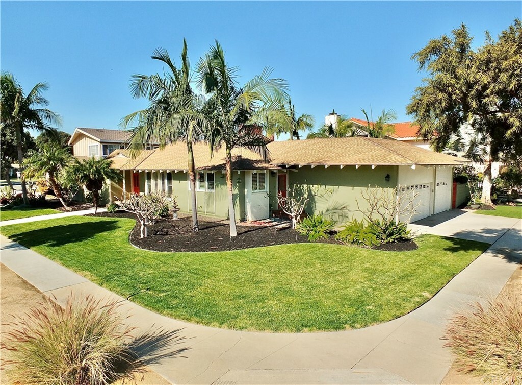 Property Photo: 3345 Harvey Way CA 90712