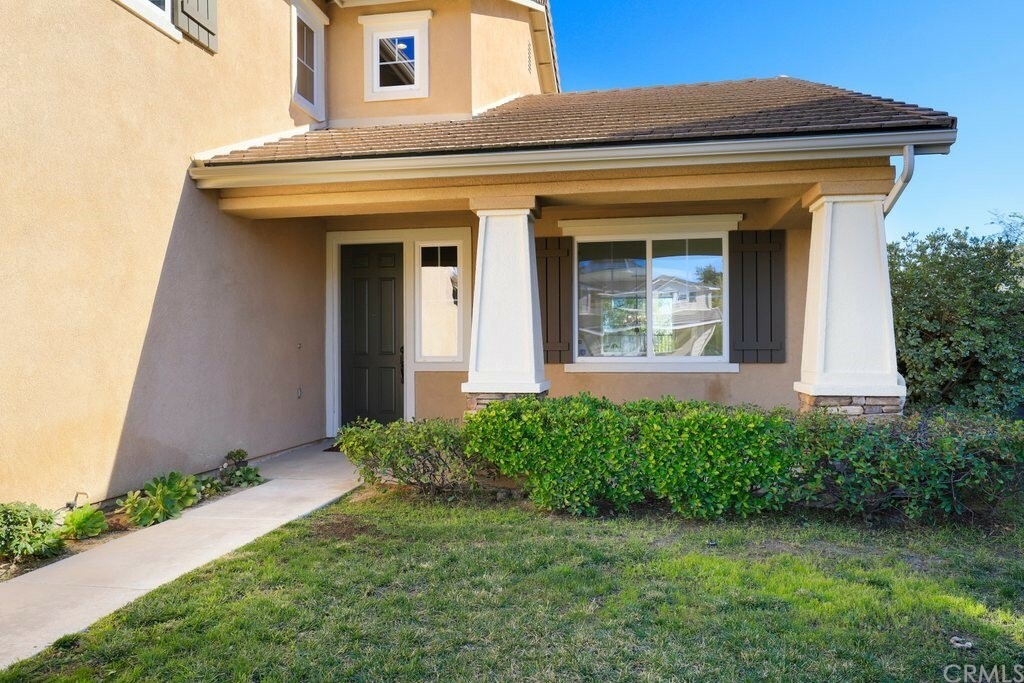 Property Photo:  30779 Eastgate  CA 92591 