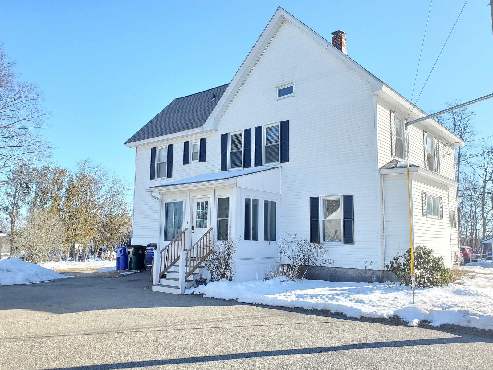 Property Photo: 693 South Beech Street NH 03103