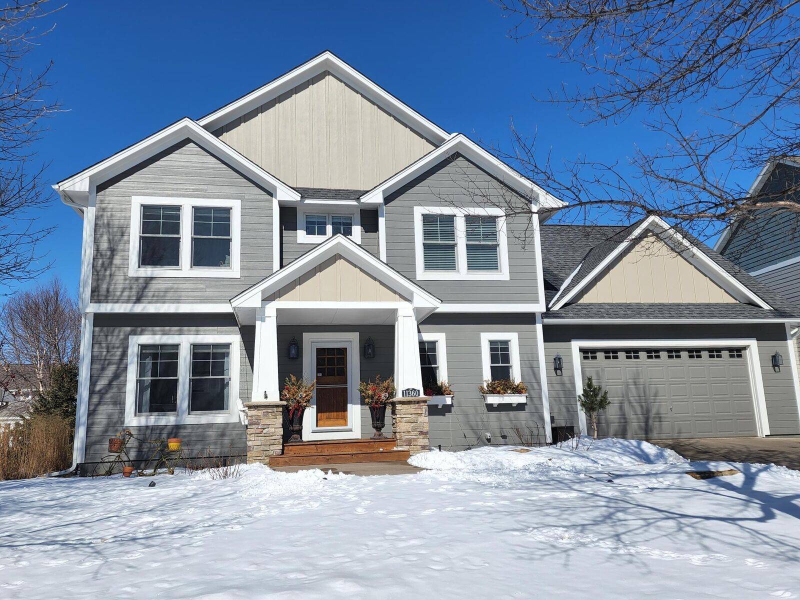 Property Photo: 11360 Middleton Trail MN 55129