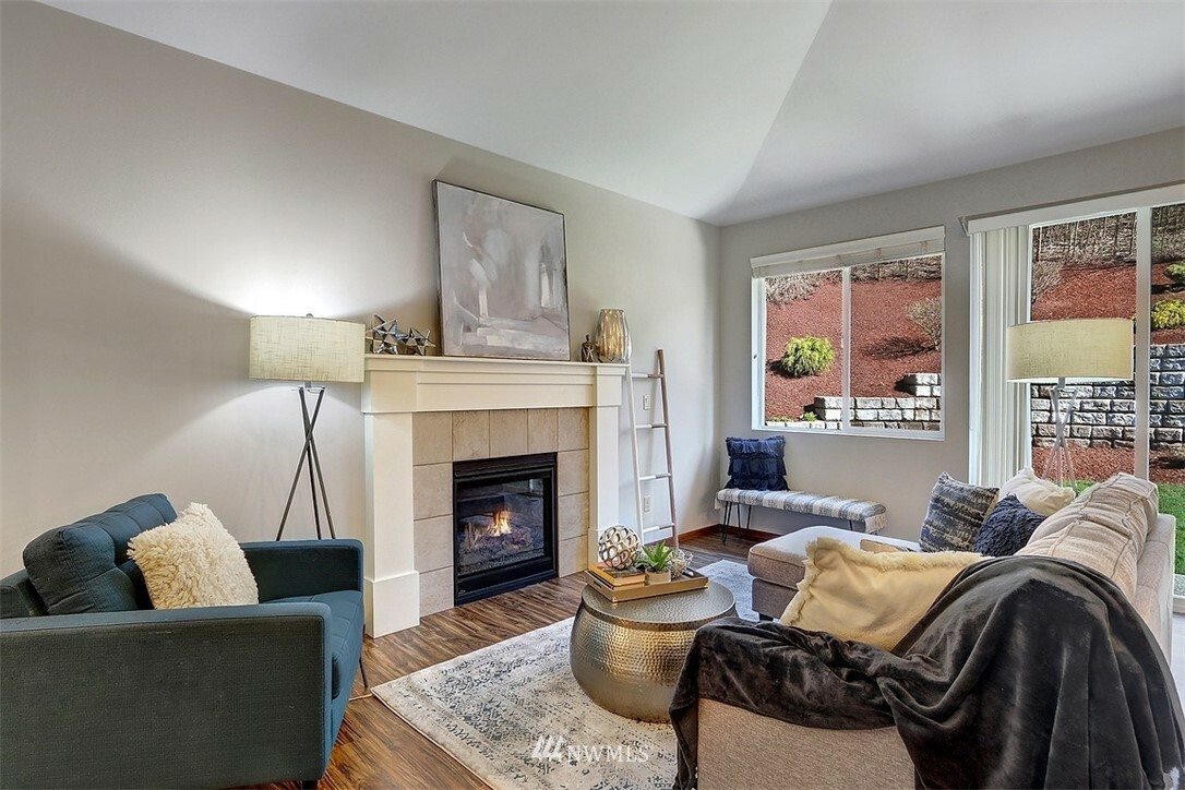 Property Photo: 5201 Glenwood Avenue WA 98203