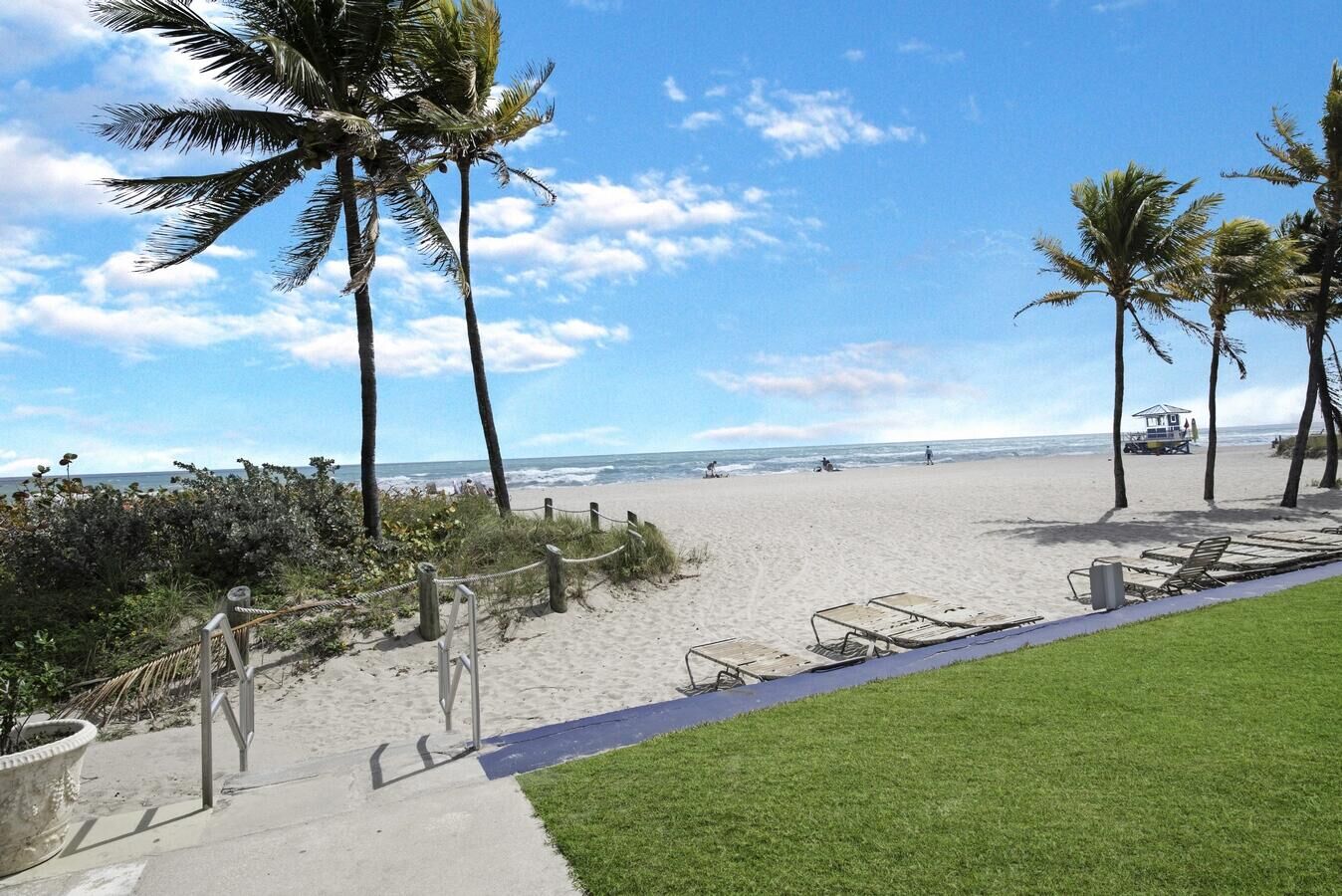 Property Photo:  1501 S Surf Road 8  FL 33019 