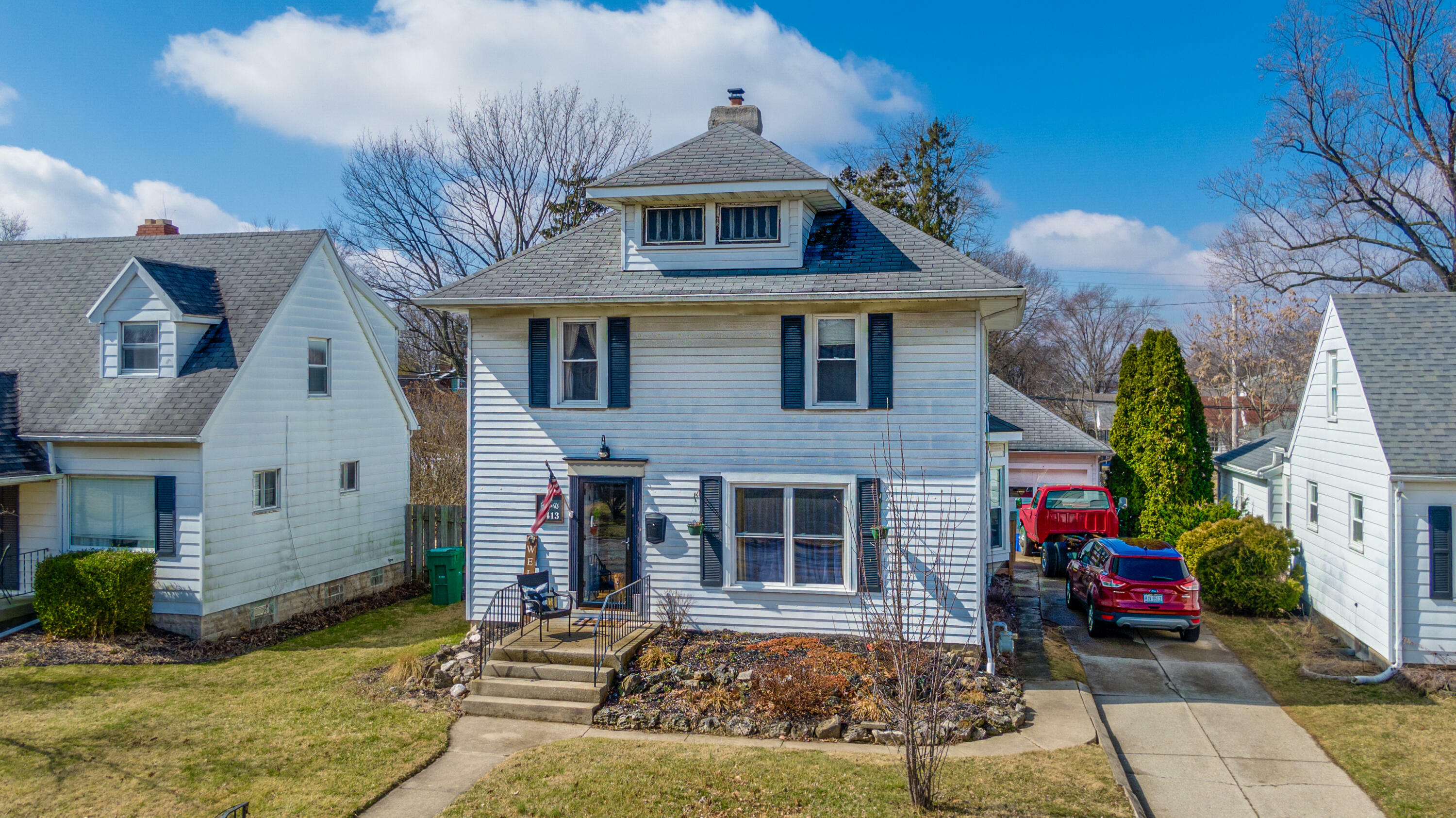 Property Photo:  1413 Saint Paris  OH 45504 