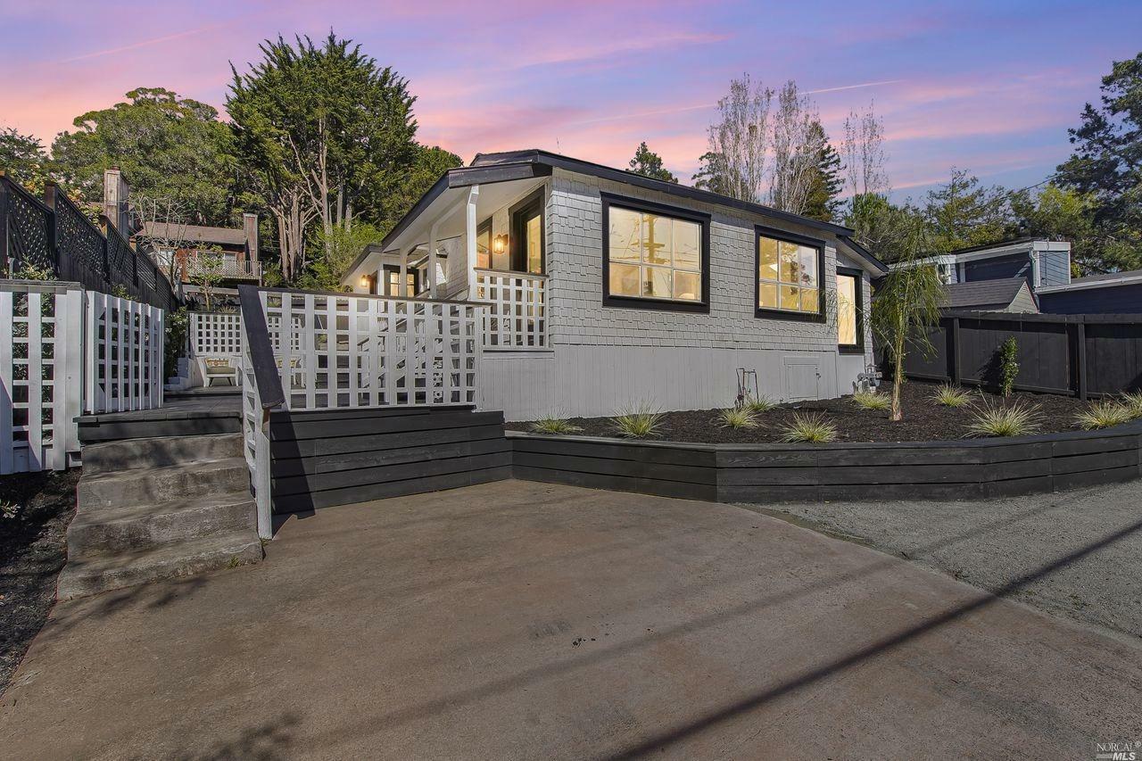 Property Photo:  370 Shoreline Highway  CA 94941 