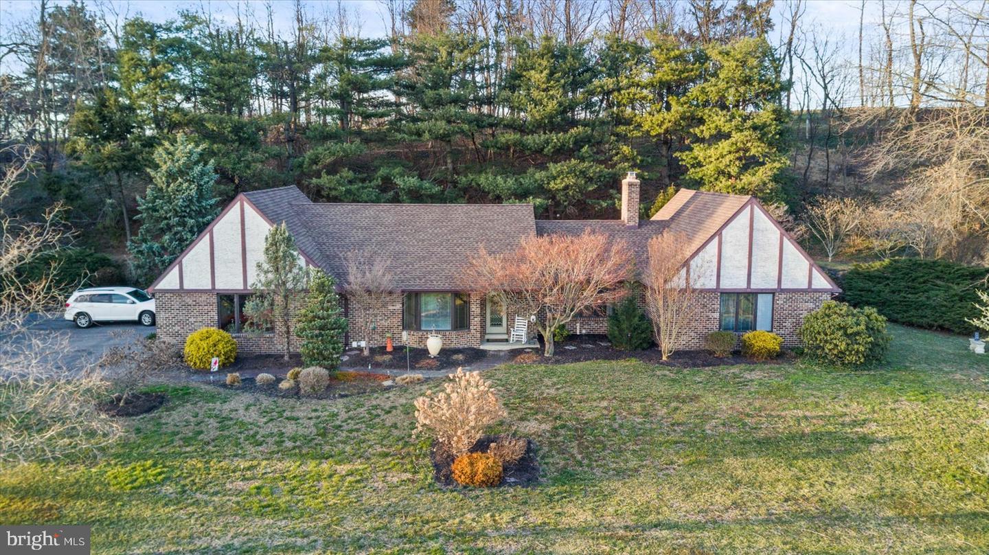 Property Photo: 1515 W Penn Grant Road PA 17603