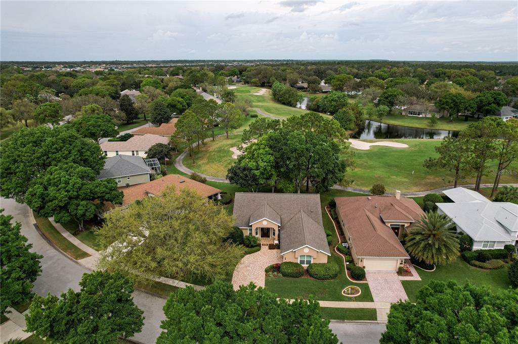 Property Photo:  7029 Pine Hollow Drive  FL 32757 