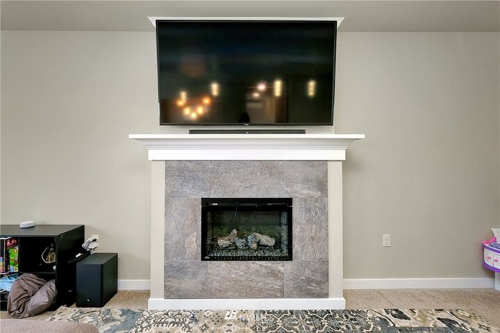 Property Photo: 1931 Hardway WA 98312