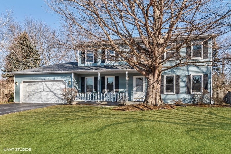 Property Photo: 1313 Fieldstone Court IL 60564