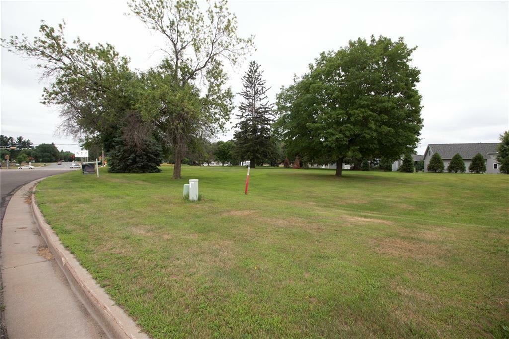 Property Photo:  2364 St Andrews Drive  WI 54720 