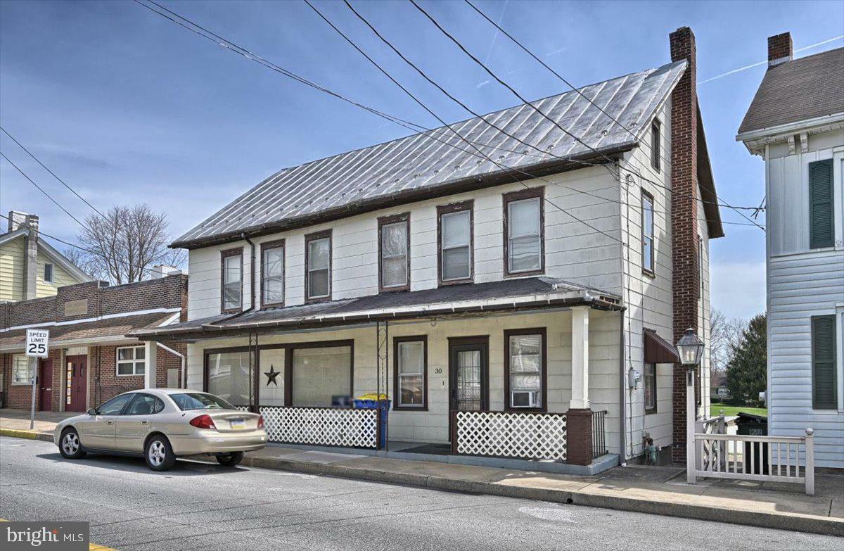 Property Photo:  30 W Maple Street  PA 17368 