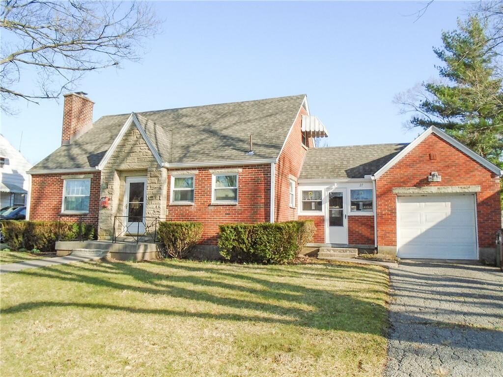 Property Photo: 27 E Sherry Drive OH 45426