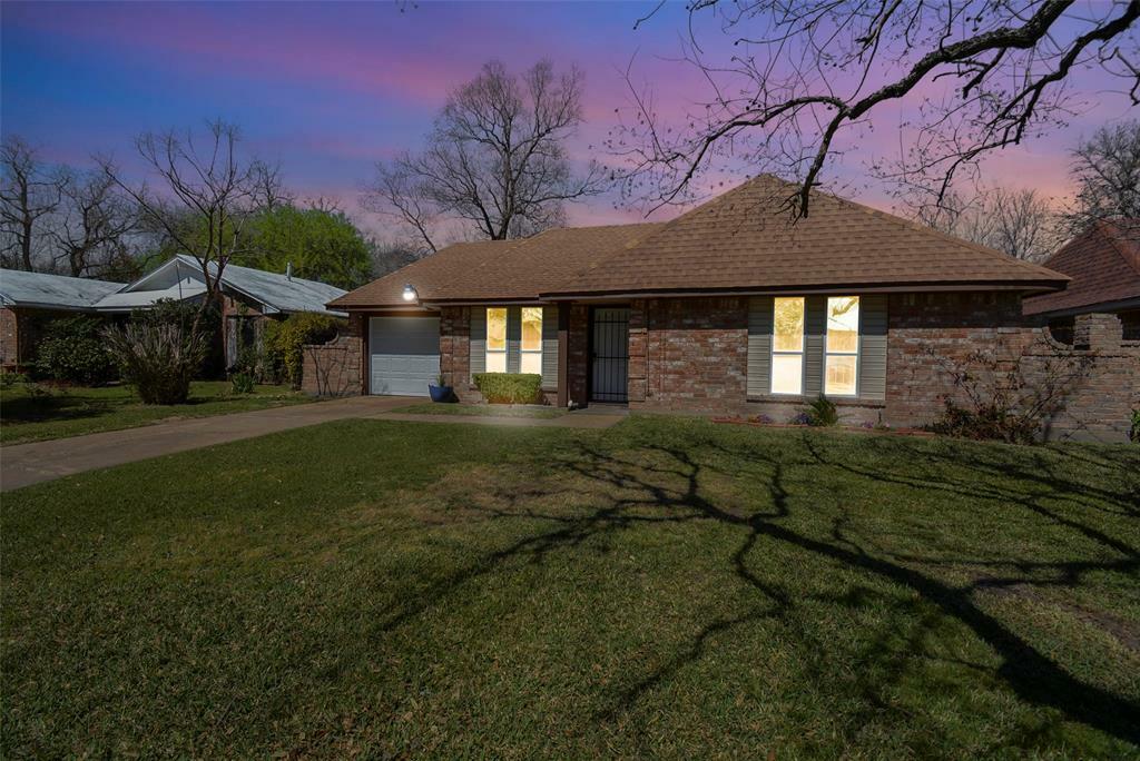 Property Photo:  1906 Beaver Bend Road  TX 77088 