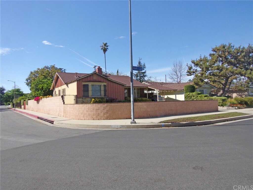 Property Photo:  4635 Kraft Avenue  CA 91602 