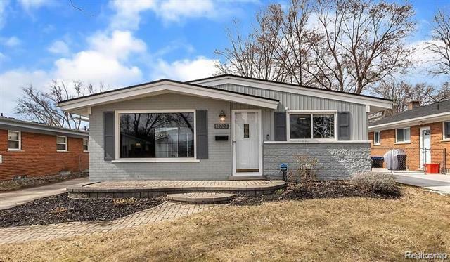 Property Photo:  18723 Milburn Street  MI 48152 