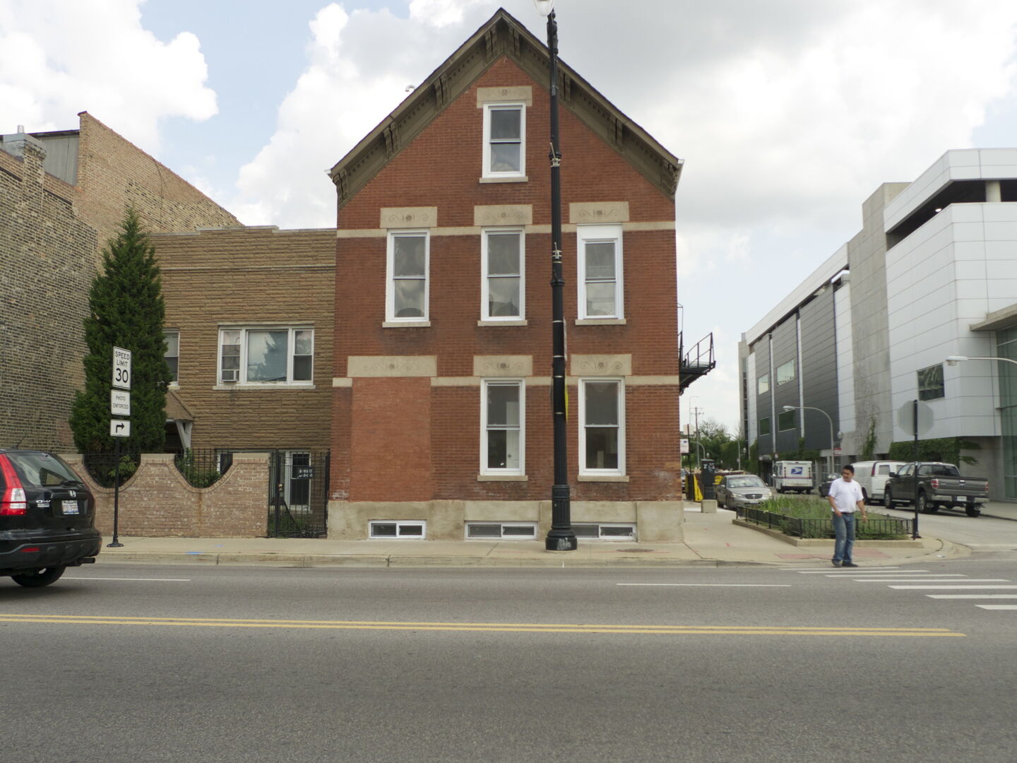 Property Photo:  