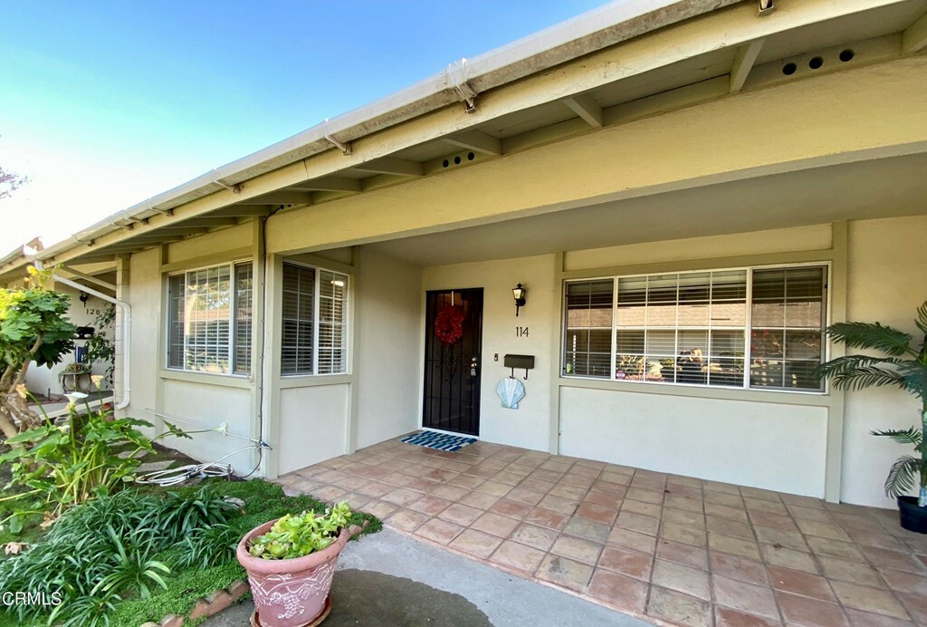 Property Photo:  114 E Fiesta Green  CA 93041 