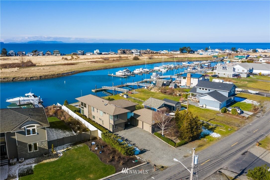 Property Photo: 4245 Saltspring Drive WA 98248