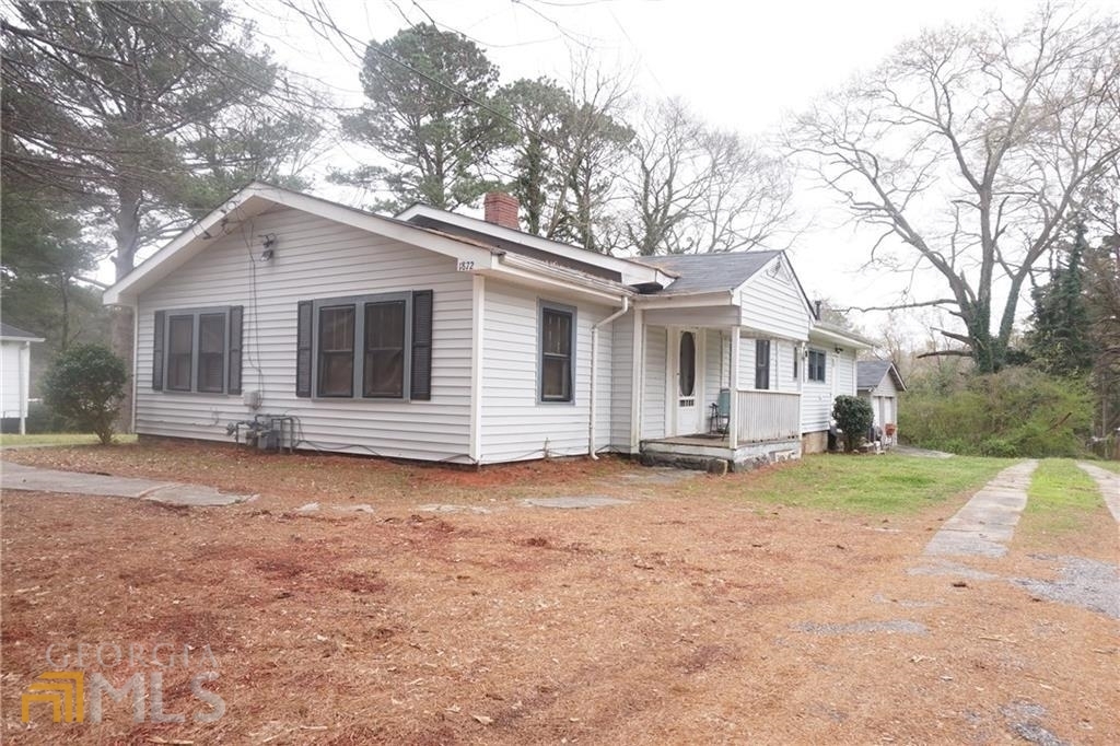 Property Photo: 1872 Beecher Road SW GA 30310