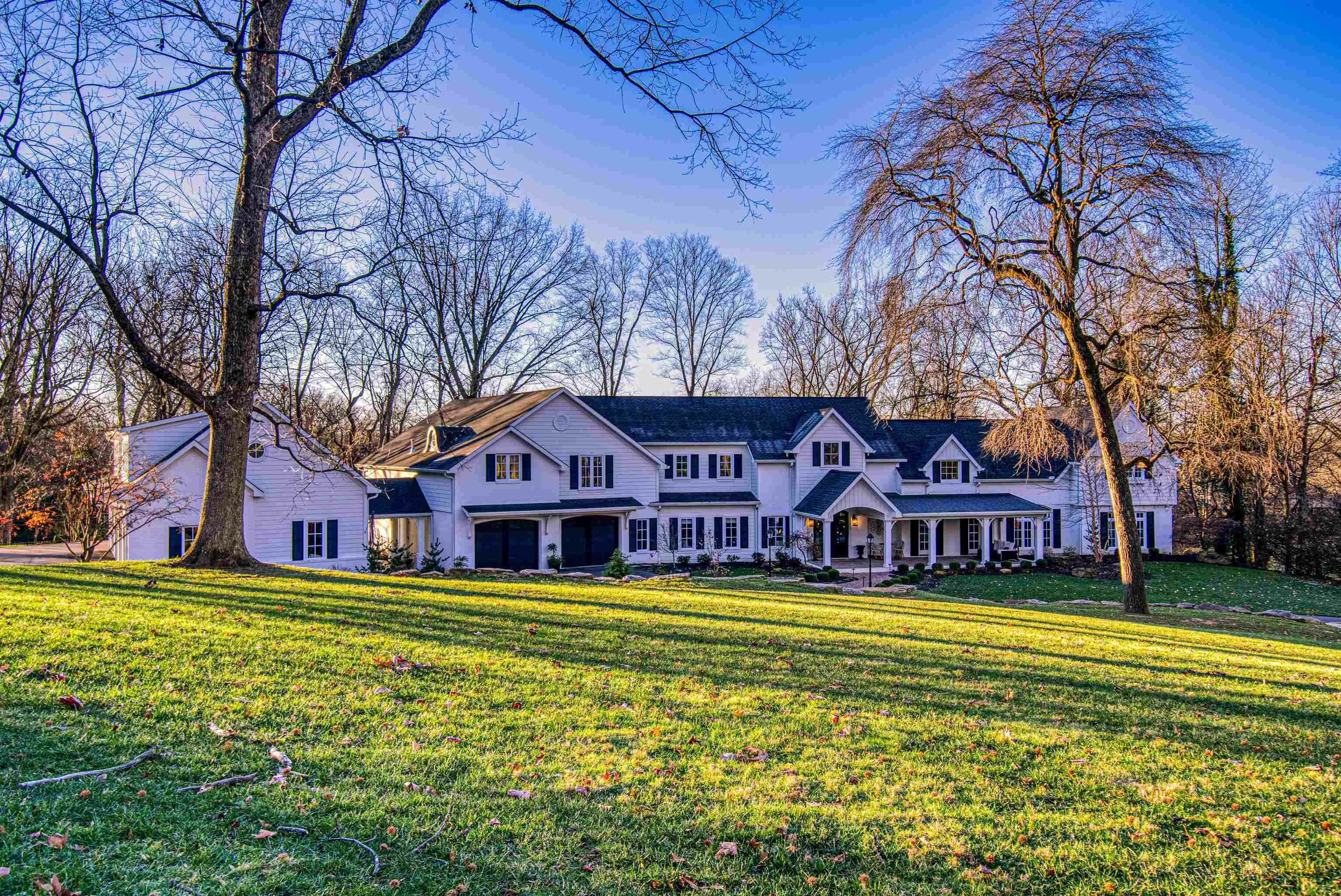 Property Photo: 6213 Newburgh Road IN 47715-4215