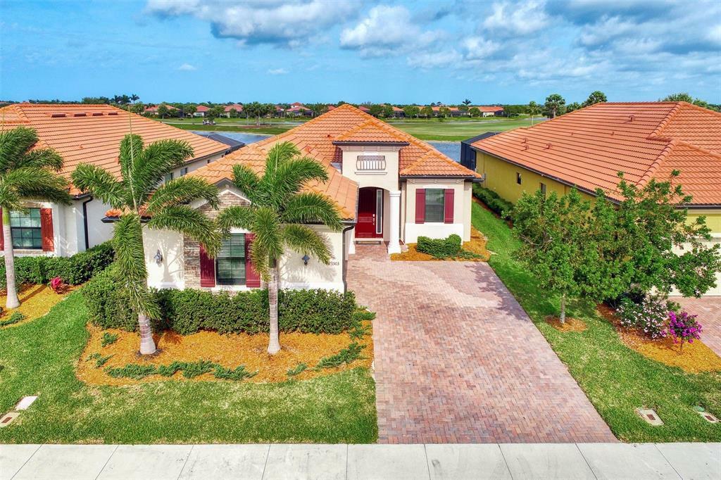 Property Photo: 23503 Waverly Circle FL 34293