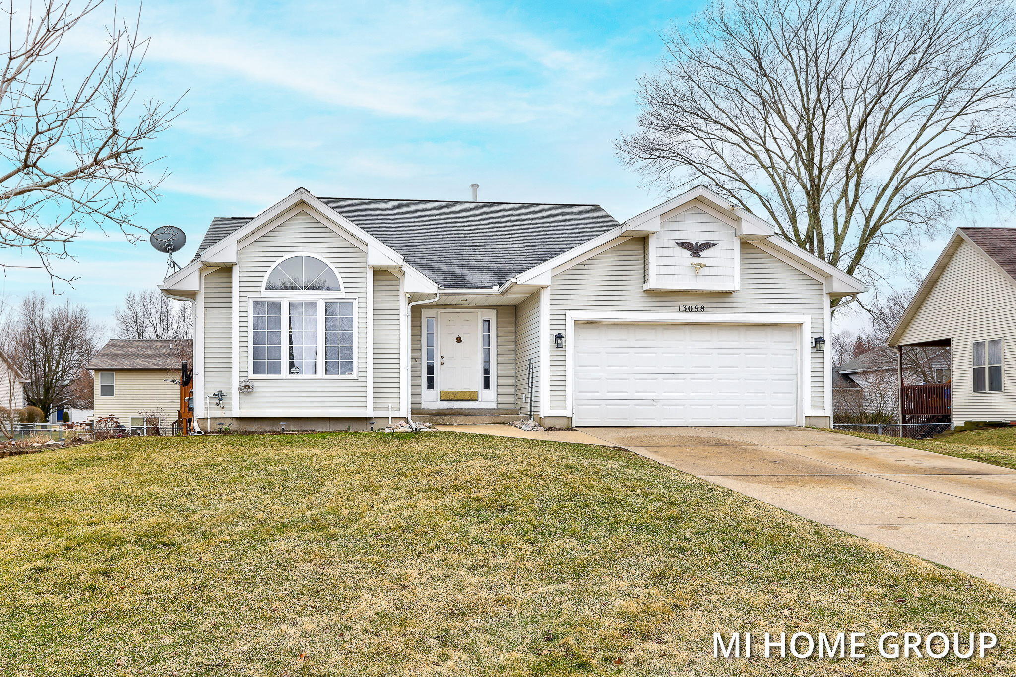 Property Photo: 13098 Southland Court MI 49424